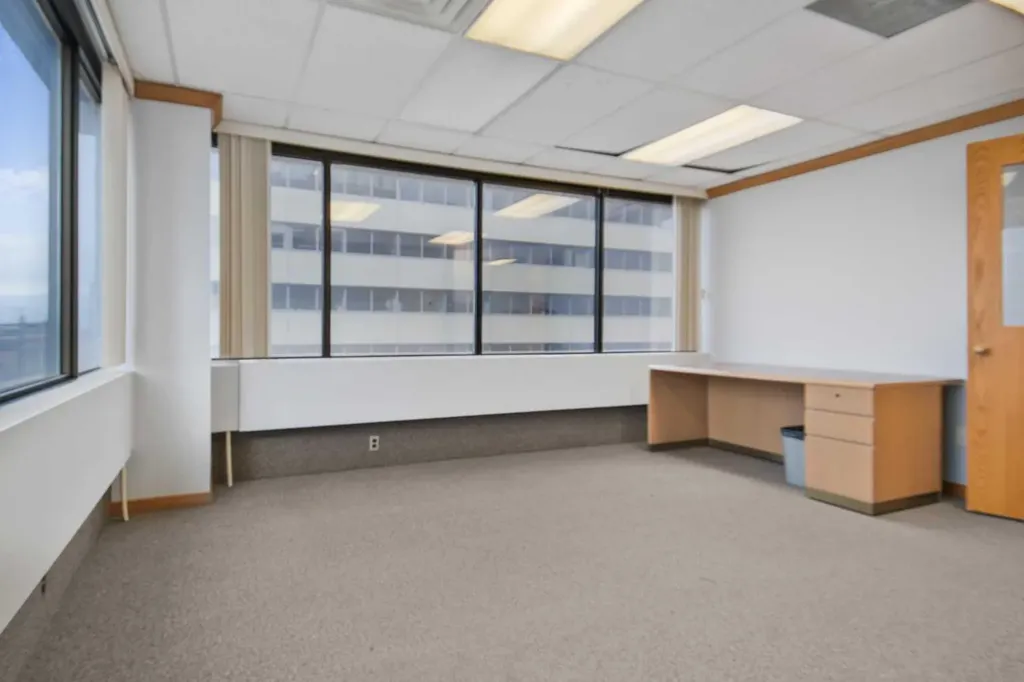 9835 101 Avenue Grande Prairie AB T8V 5V5