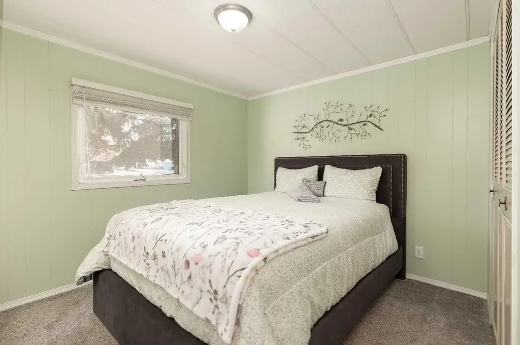 101 6 Avenue NE Milk River AB T0K 1M0