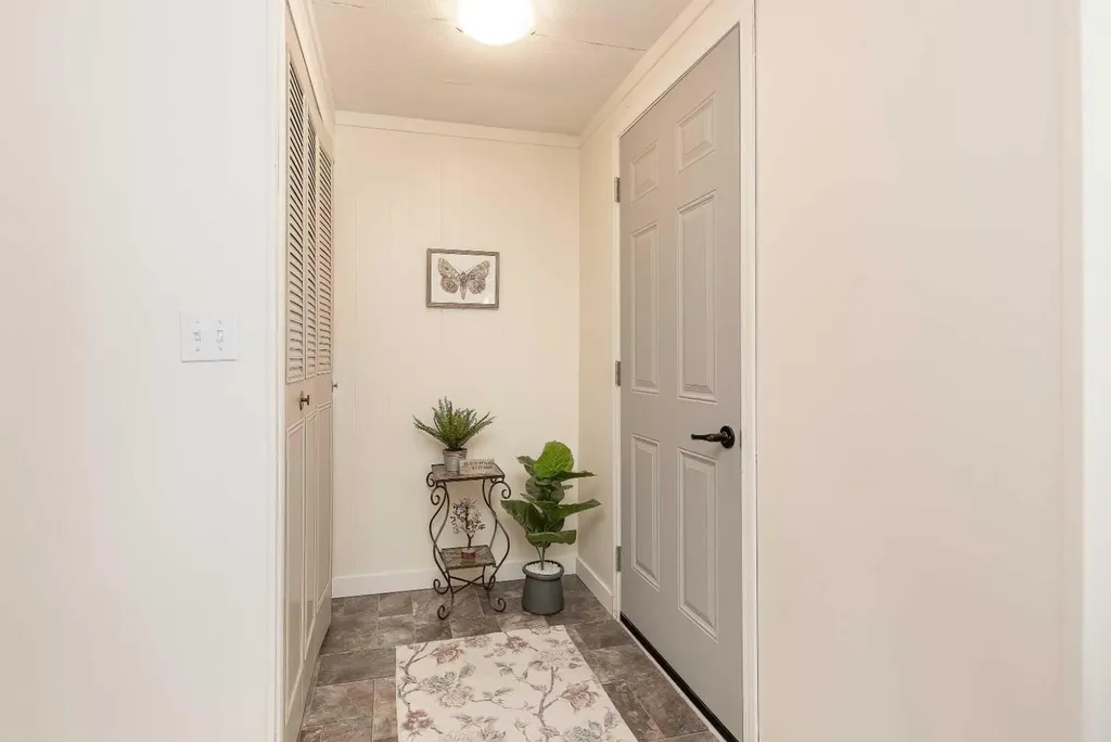 101 6 Avenue NE Milk River AB T0K 1M0