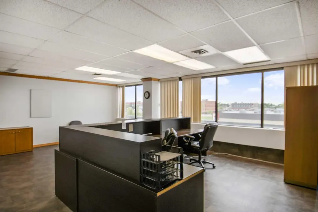 9835 101 Avenue Grande Prairie AB T8V 5V5