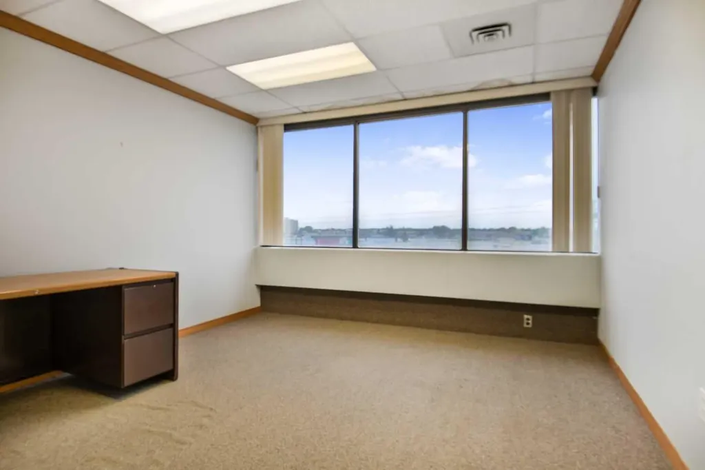 9835 101 Avenue Grande Prairie AB T8V 5V5