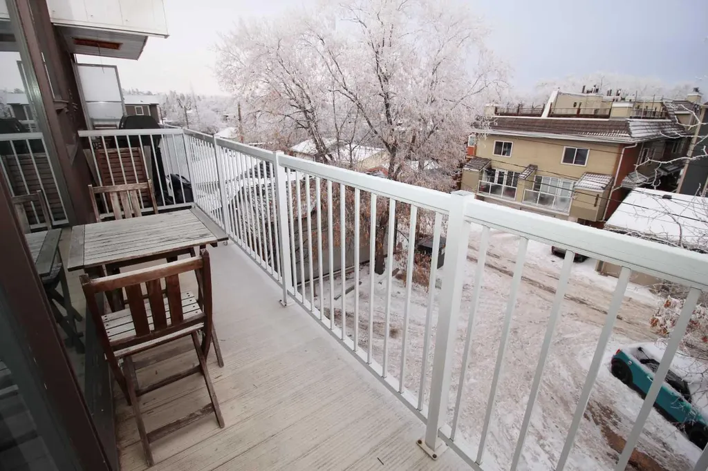 1612 14 Avenue SW Calgary AB T3C 0W5