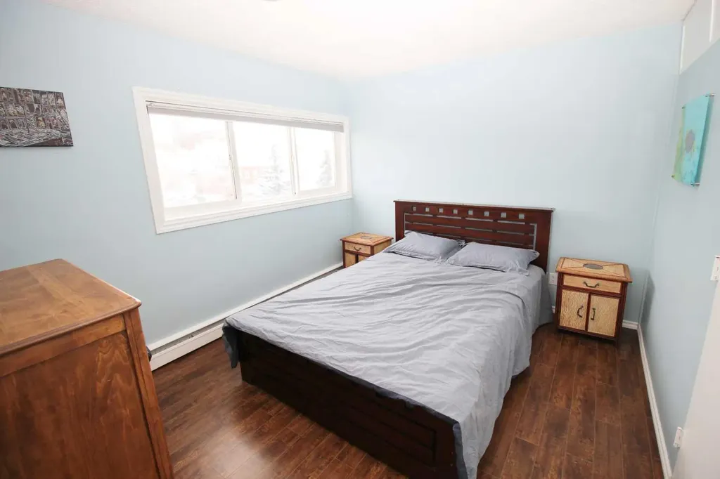1612 14 Avenue SW Calgary AB T3C 0W5