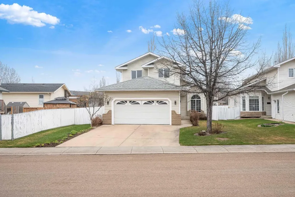 4006 59 Avenue Close Lloydminster AB T9V 2R9