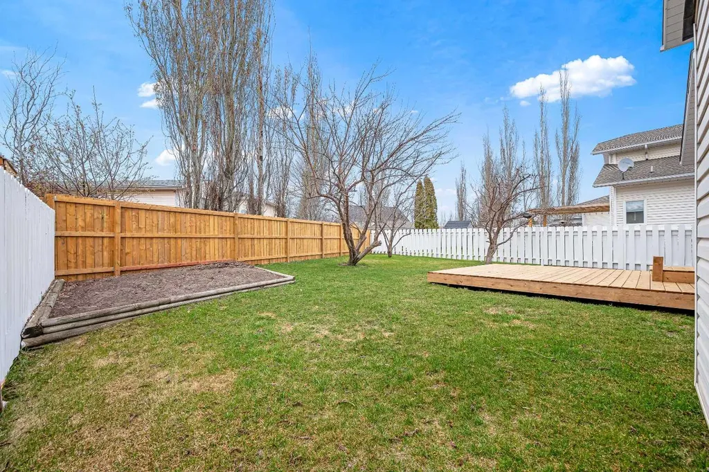 4006 59 Avenue Close Lloydminster AB T9V 2R9