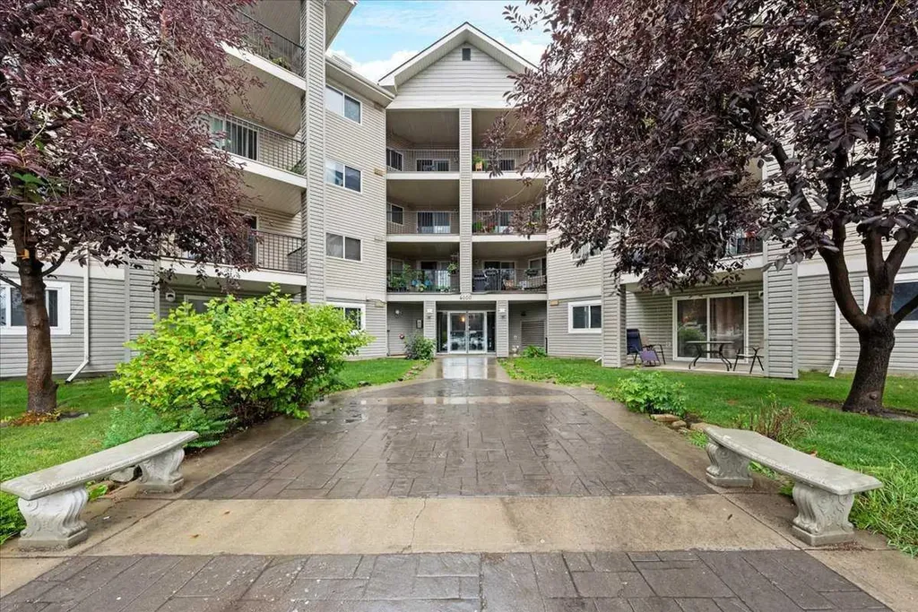 4975 130 Avenue SE Calgary AB T2Z 4M5