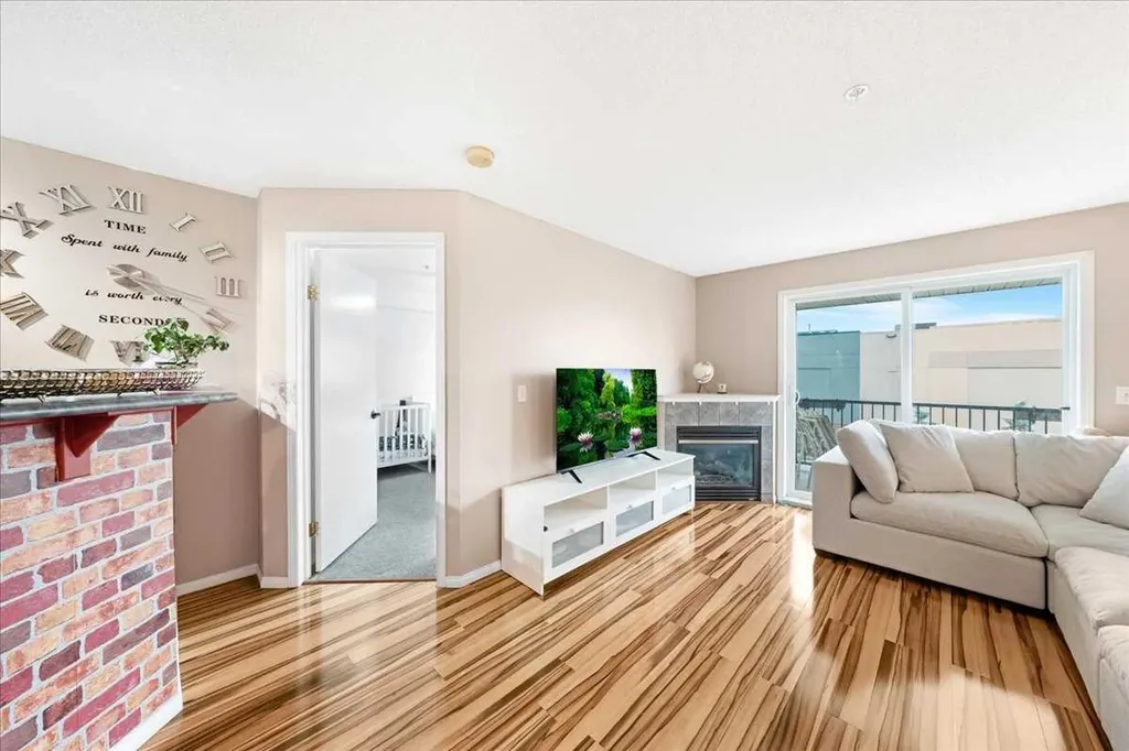 4975 130 Avenue SE Calgary AB T2Z 4M5
