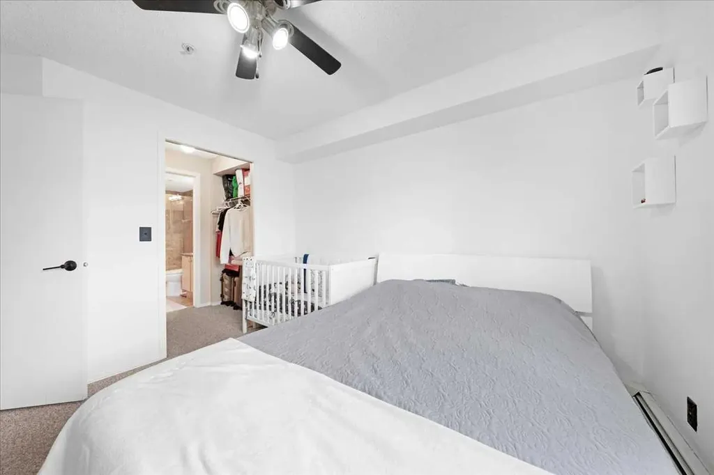 4975 130 Avenue SE Calgary AB T2Z 4M5