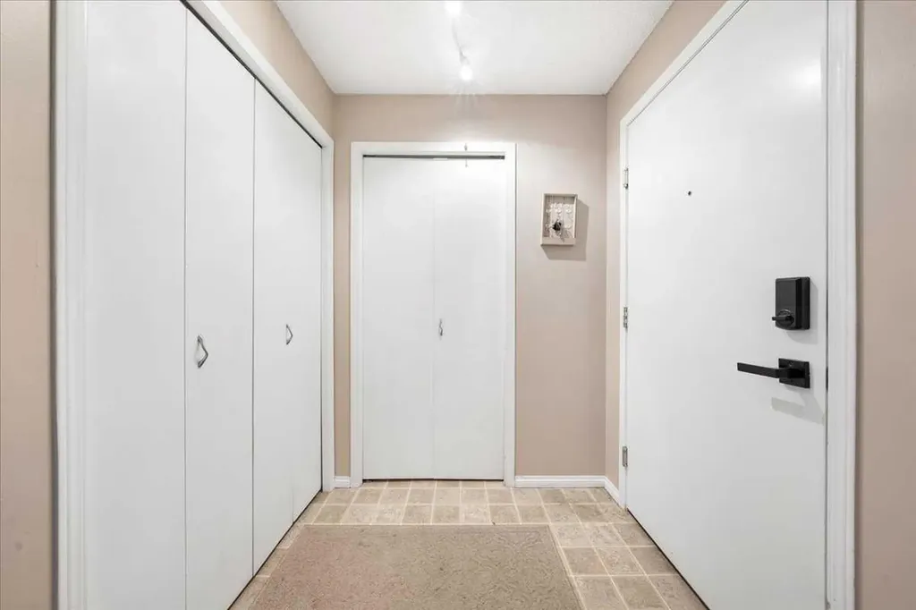 4975 130 Avenue SE Calgary AB T2Z 4M5