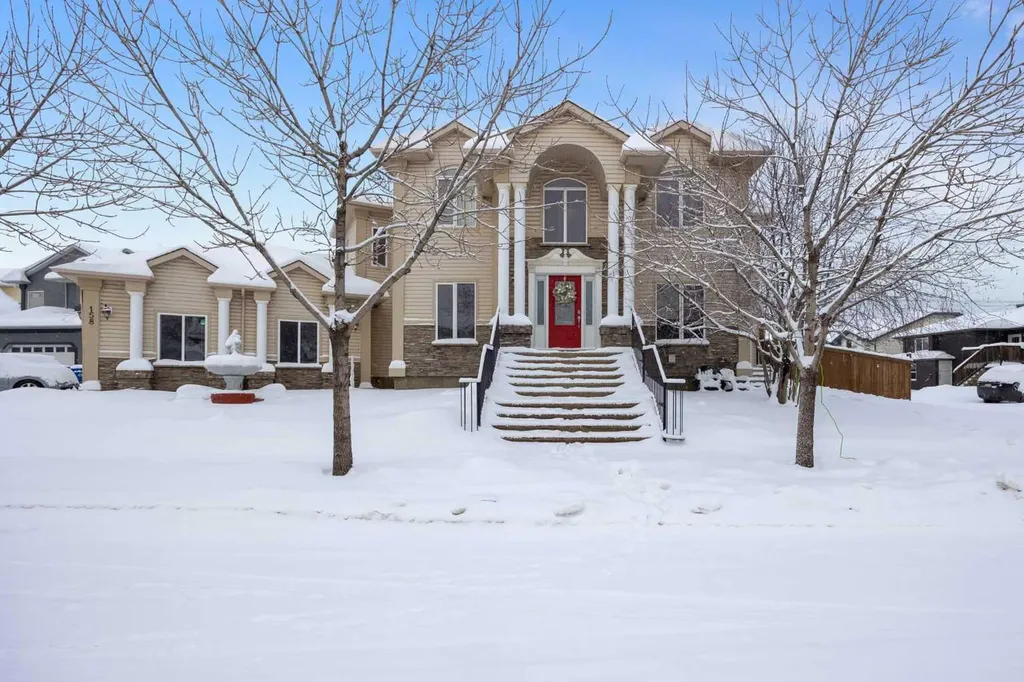 158 Pickles Crescent Fort Mcmurray AB T9K 2T7