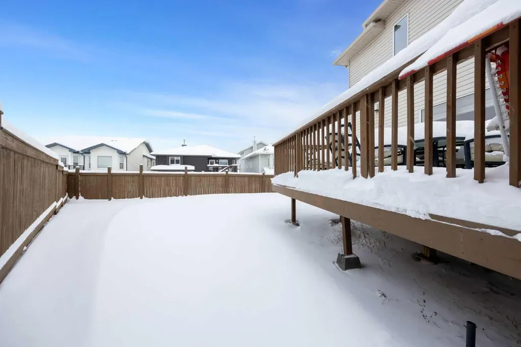 158 Pickles Crescent Fort Mcmurray AB T9K 2T7