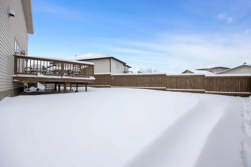 158 Pickles Crescent Fort Mcmurray AB T9K 2T7