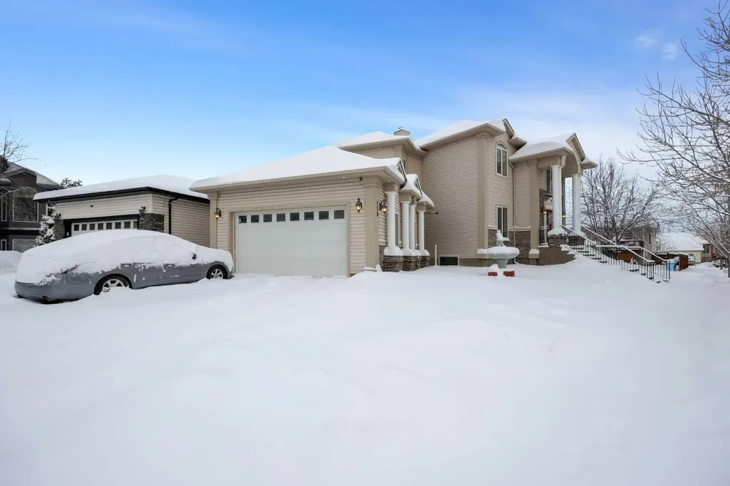 158 Pickles Crescent Fort Mcmurray AB T9K 2T7