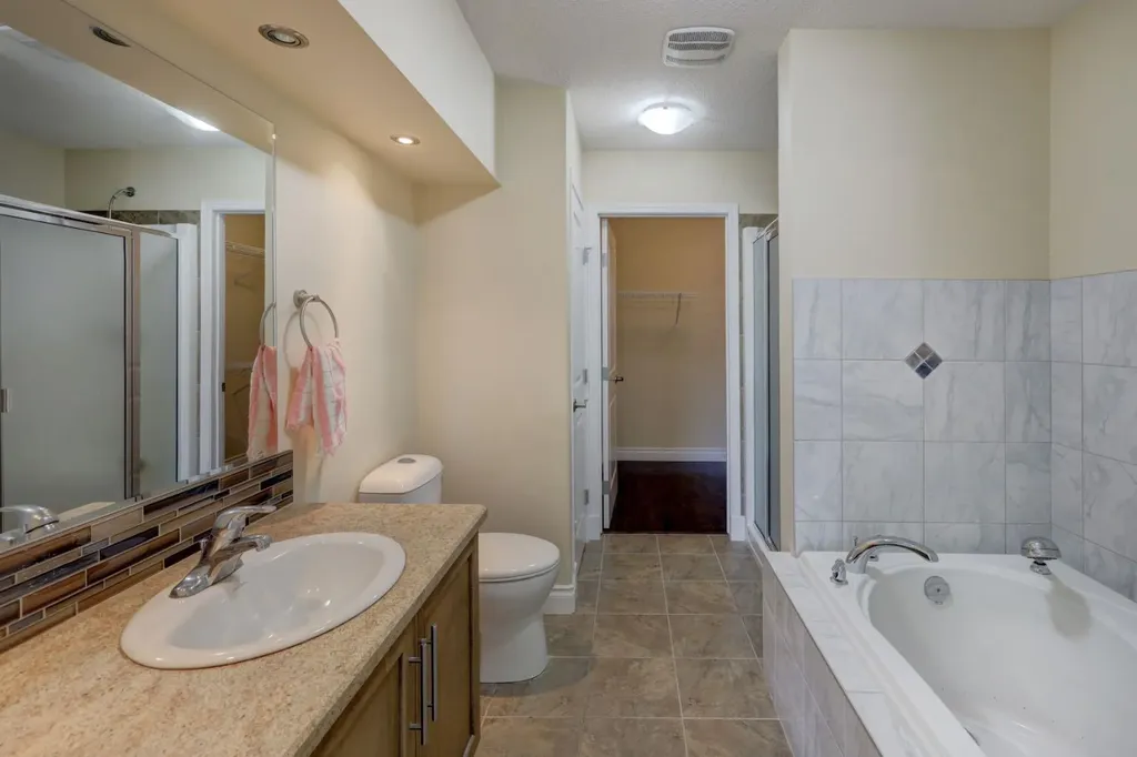 12 Garden Way Drumheller AB T0J 0Y5