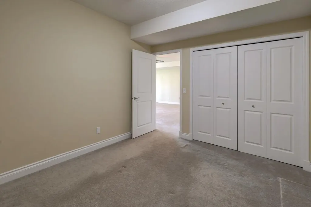 12 Garden Way Drumheller AB T0J 0Y5