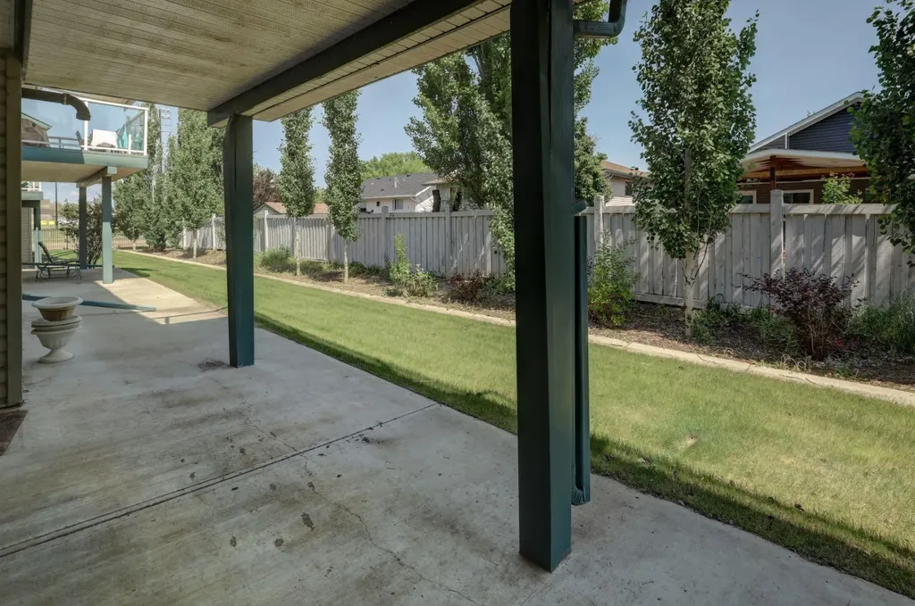 12 Garden Way Drumheller AB T0J 0Y5