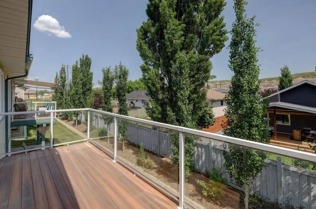 12 Garden Way Drumheller AB T0J 0Y5