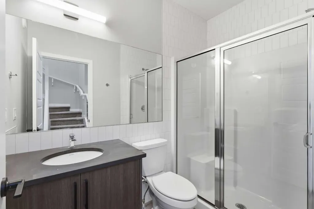 921 Chinook Winds Meadow SW Airdrie AB T4B 0R7