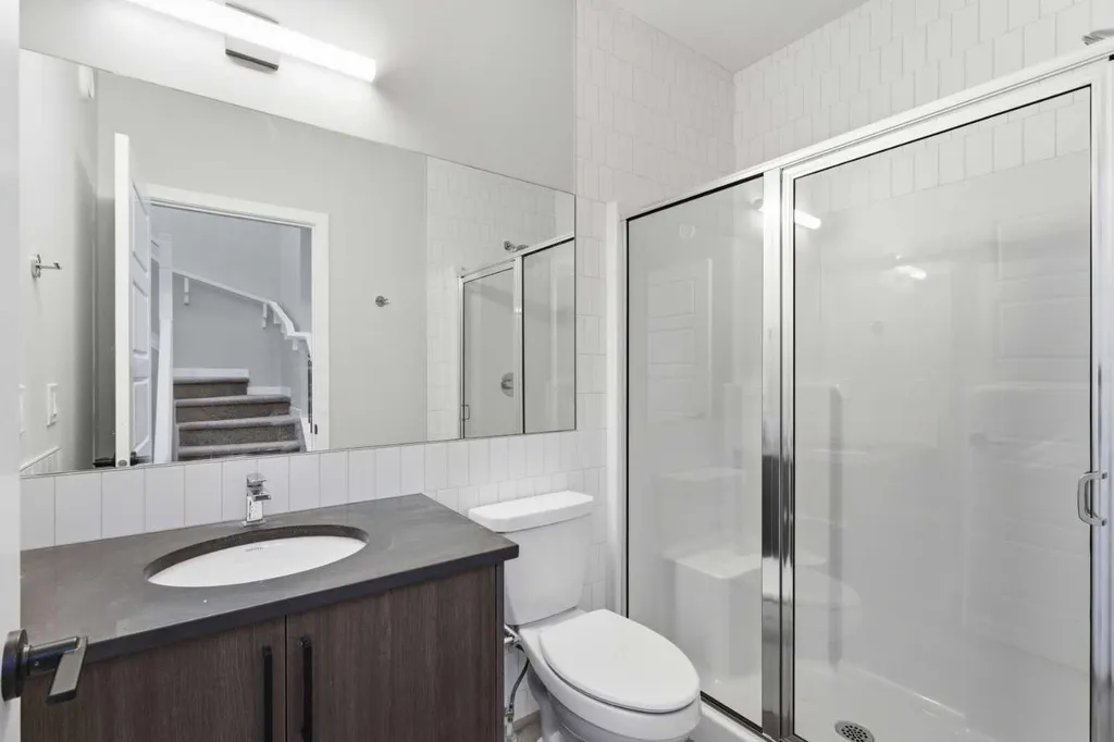 921 Chinook Winds Meadow SW Airdrie AB T4B 5P8