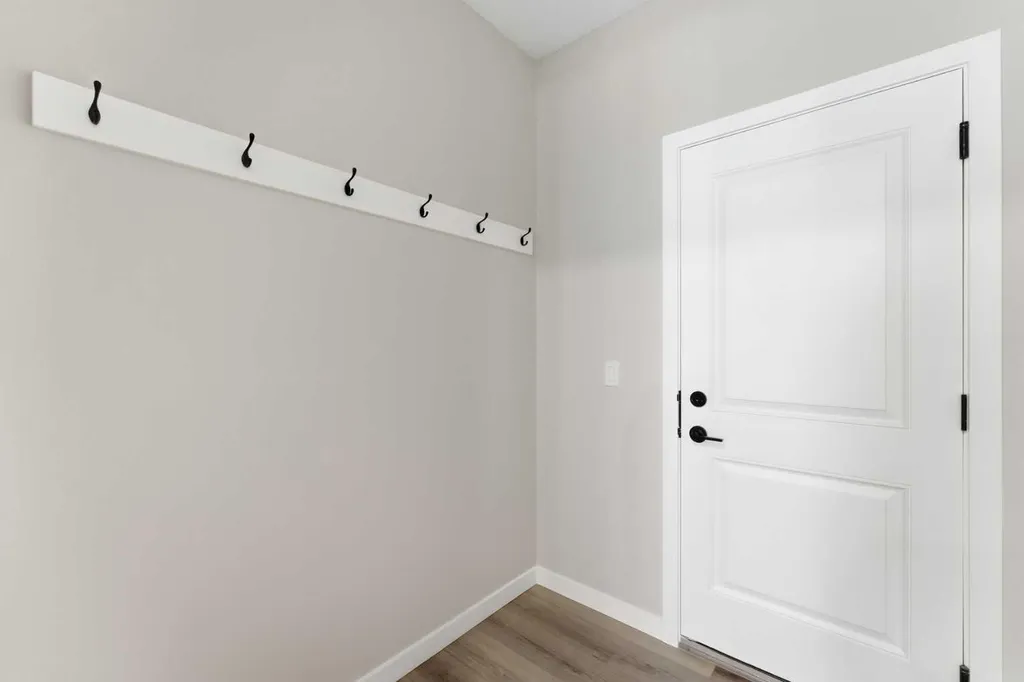 921 Chinook Winds Meadow SW Airdrie AB T4B 5P8
