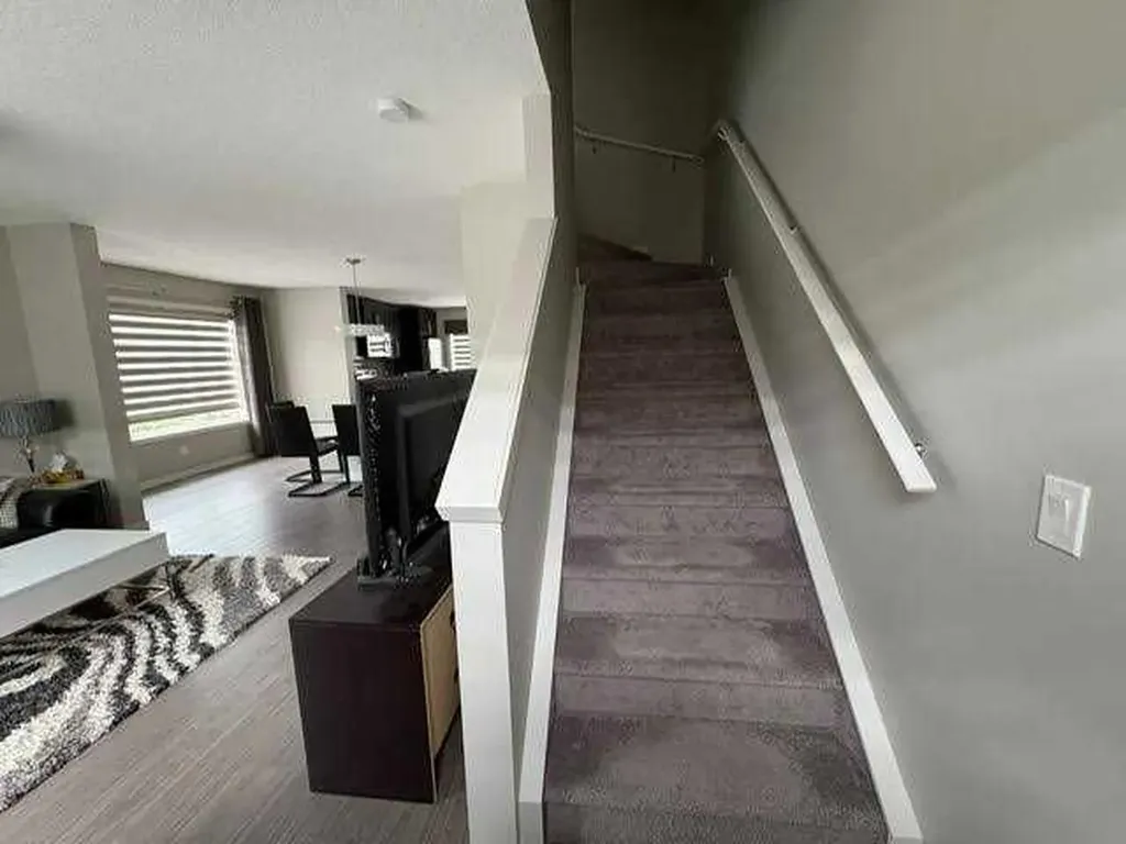 202 Evansridge Park NW Calgary AB T3P0N7