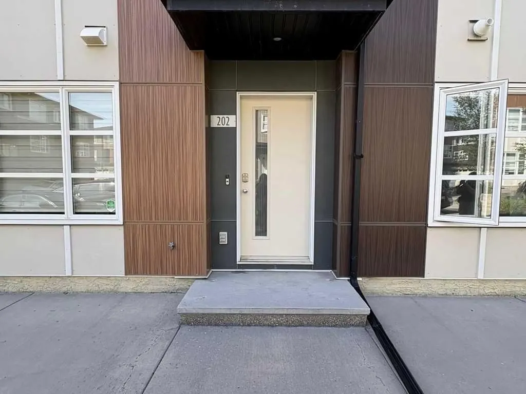 202 Evansridge Park NW Calgary AB T3P0N7
