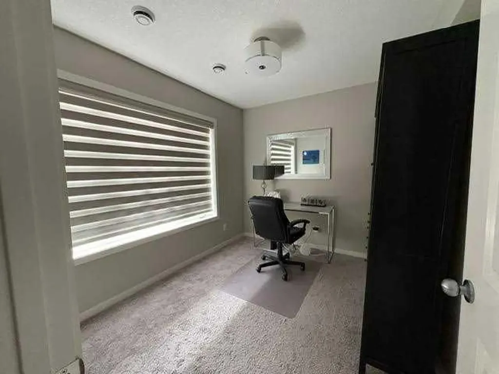 202 Evansridge Park NW Calgary AB T3P0N7