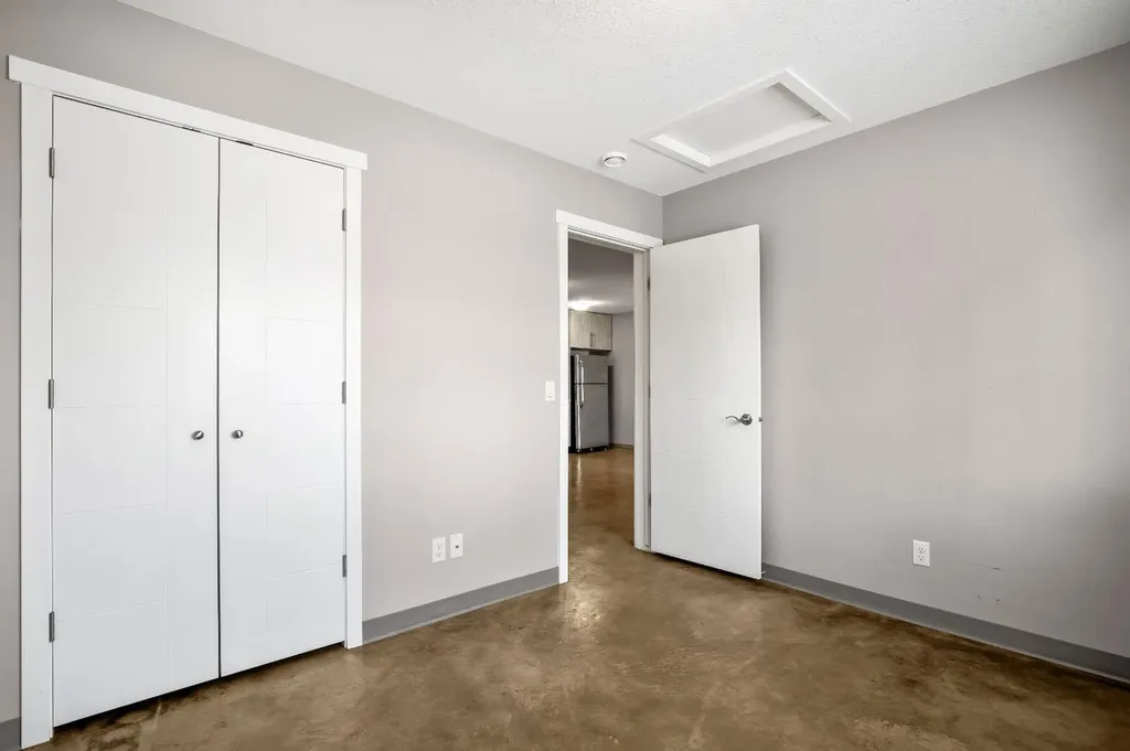 204 6 Avenue Strathmore AB T1P 1S3