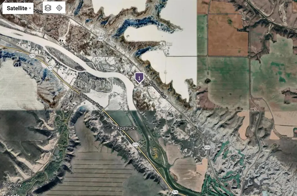 Highway 838 North Dinosaur Trail Rural Starland County AB T0J 0Y1