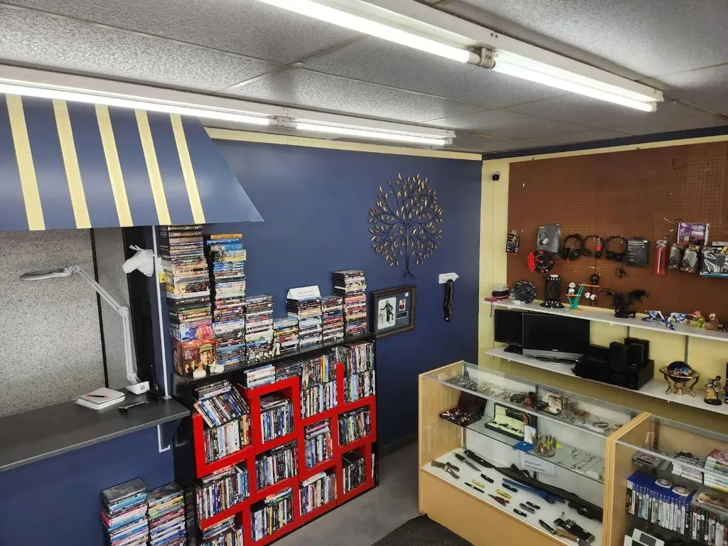 208 Railway Avenue E Drumheller AB T0J 0Y4