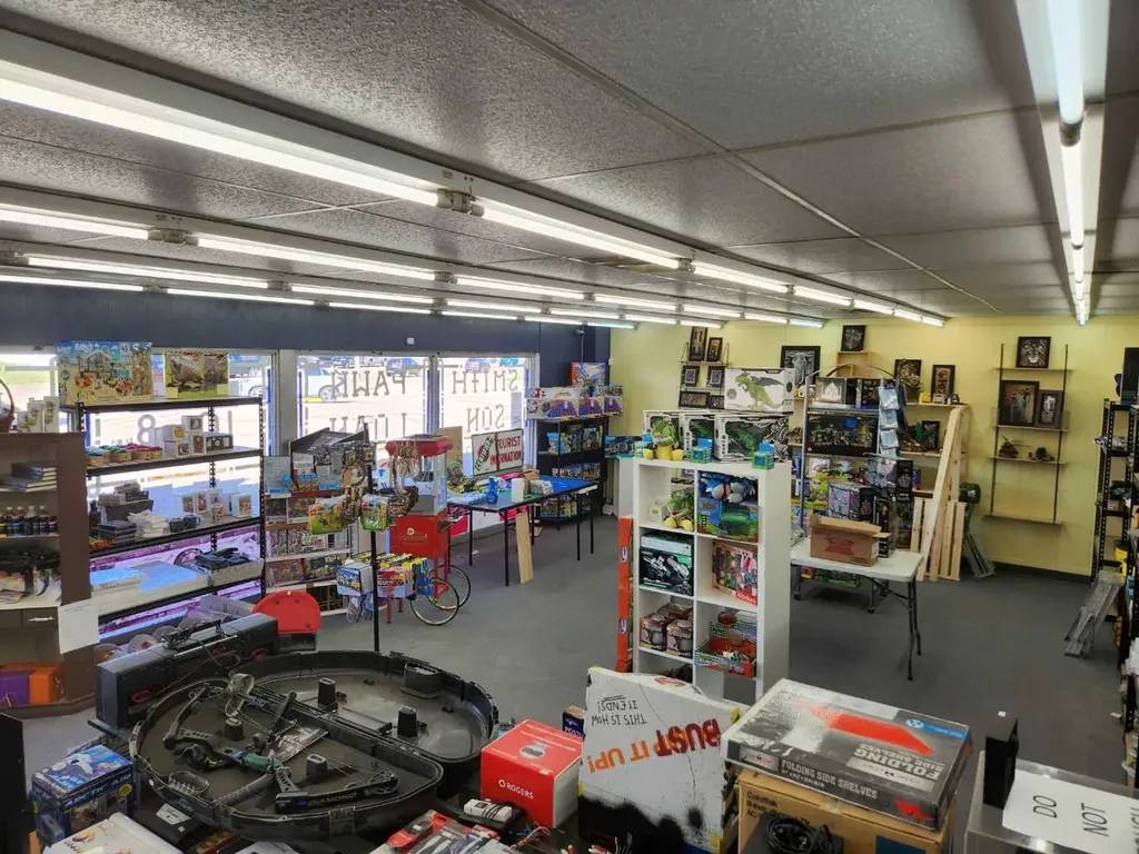 208 Railway Avenue E Drumheller AB T0J 0Y4