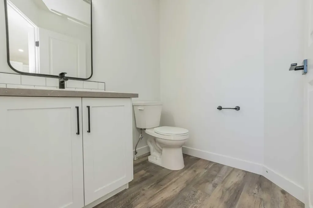 8558 72 Avenue Grande Prairie AB T8X 0N9