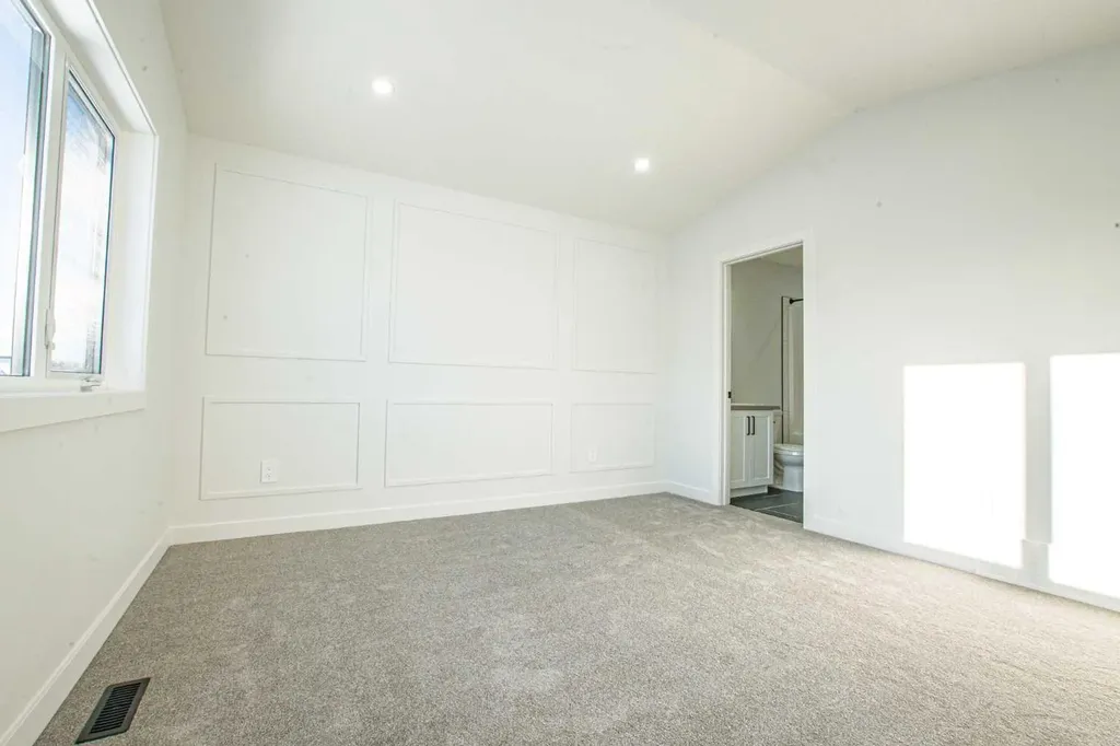 8558 72 Avenue Grande Prairie AB T8X 0N9