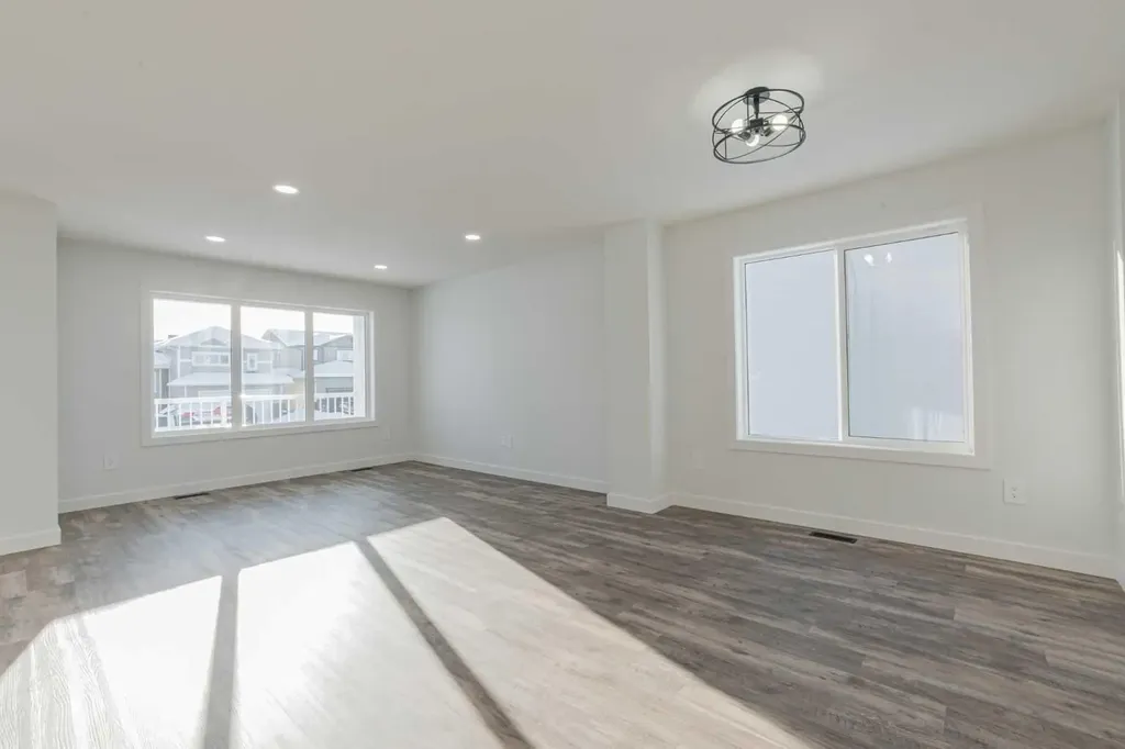8558 72 Avenue Grande Prairie AB T8X 0N9