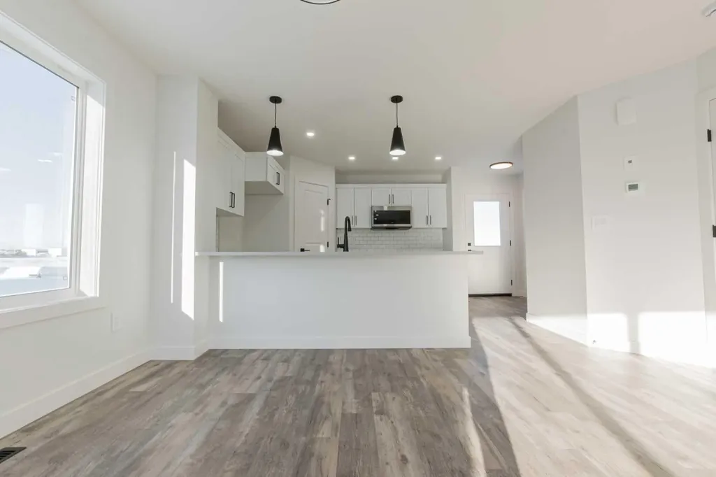 8558 72 Avenue Grande Prairie AB T8X 0N9