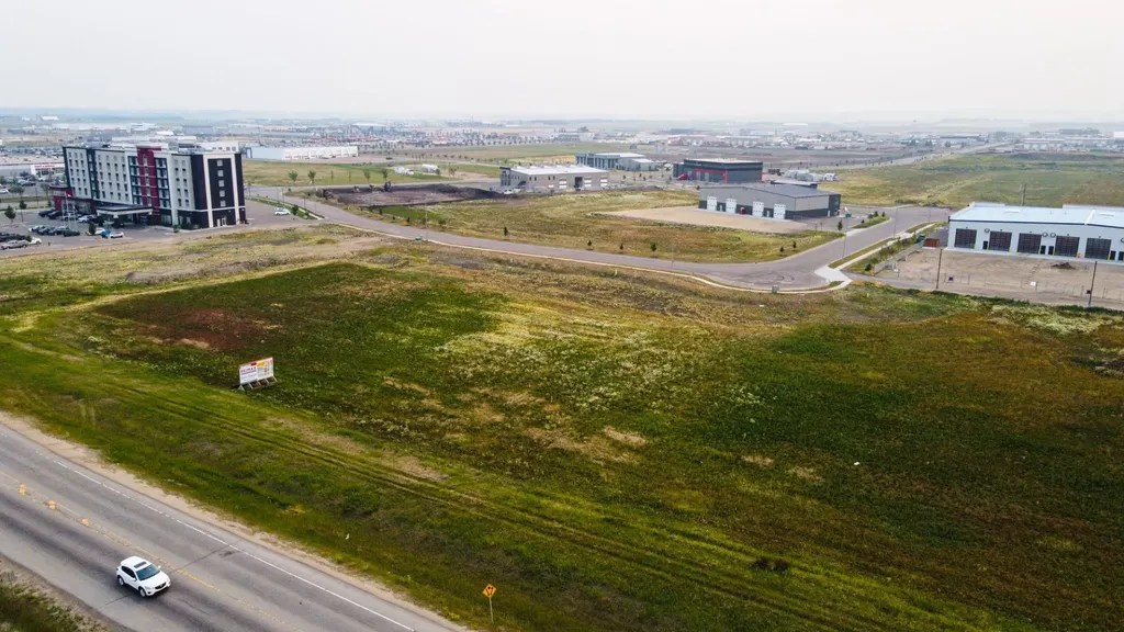 10501 117 Street Grande Prairie AB T8V 8B5