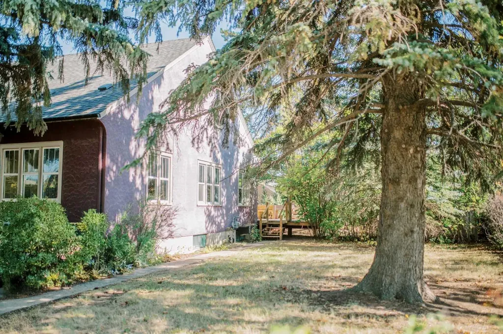 4901 48 Street S Stettler AB T0C 2L2
