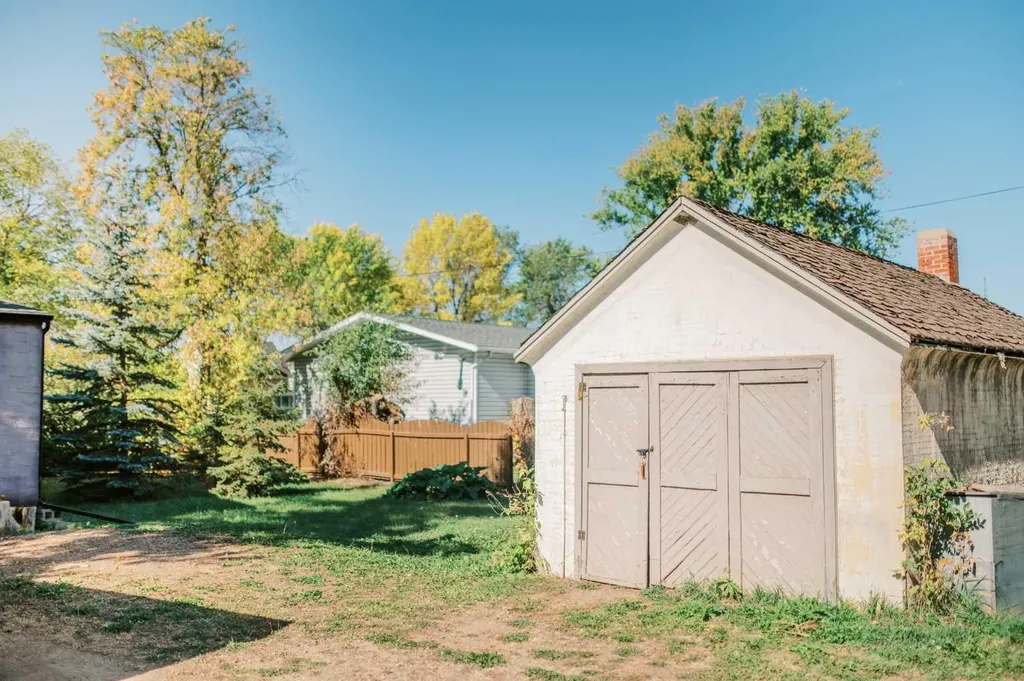 4901 48 Street S Stettler AB T0C 2L2