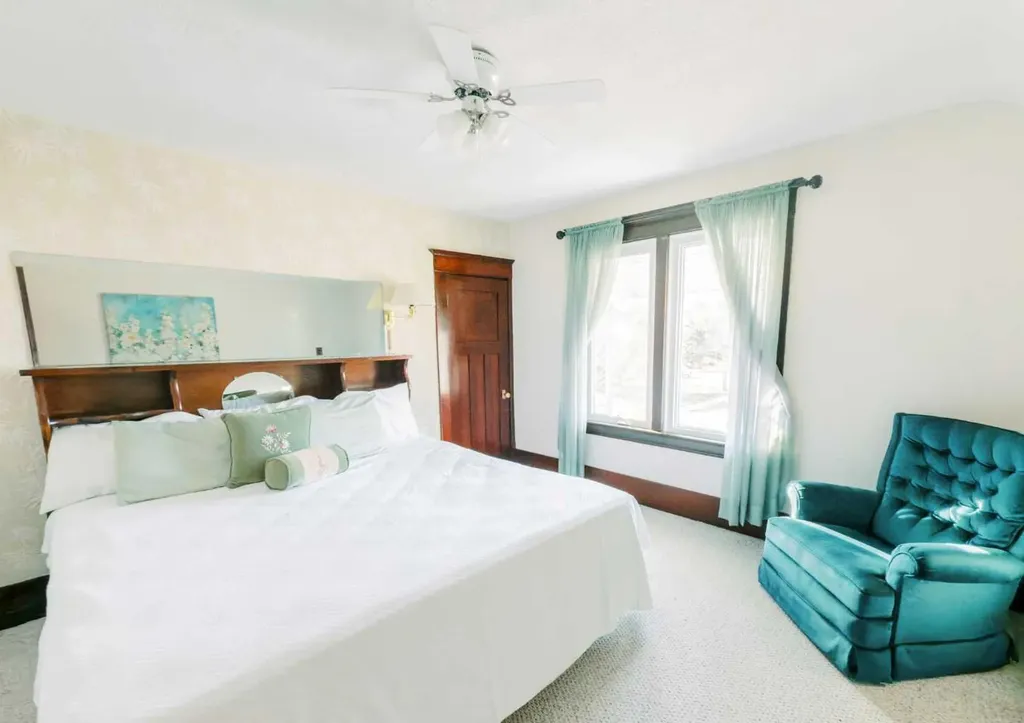 221 4th Avenue S Big Valley AB T0J 0G0