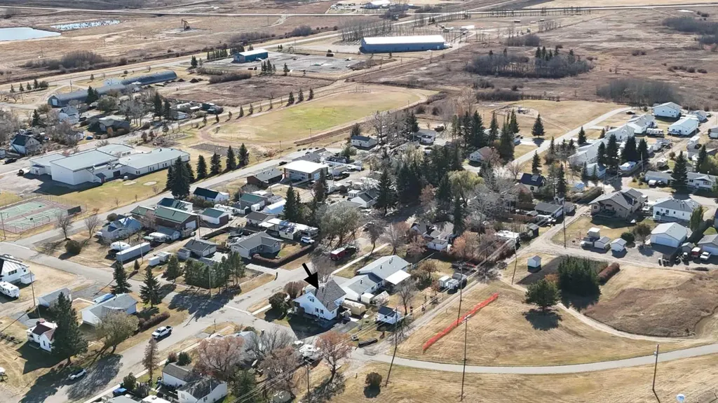 221 4th Avenue S Big Valley AB T0J 0G0