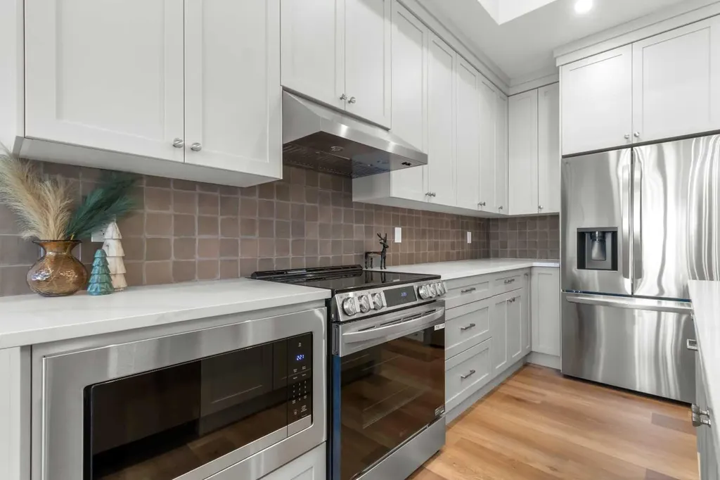 4930 Beardsley Avenue Lacombe AB T4L0G4