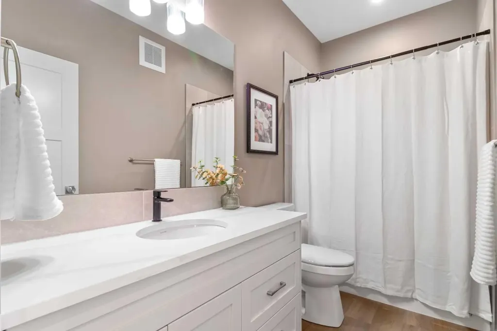 4930 Beardsley Avenue Lacombe AB T4L0G4