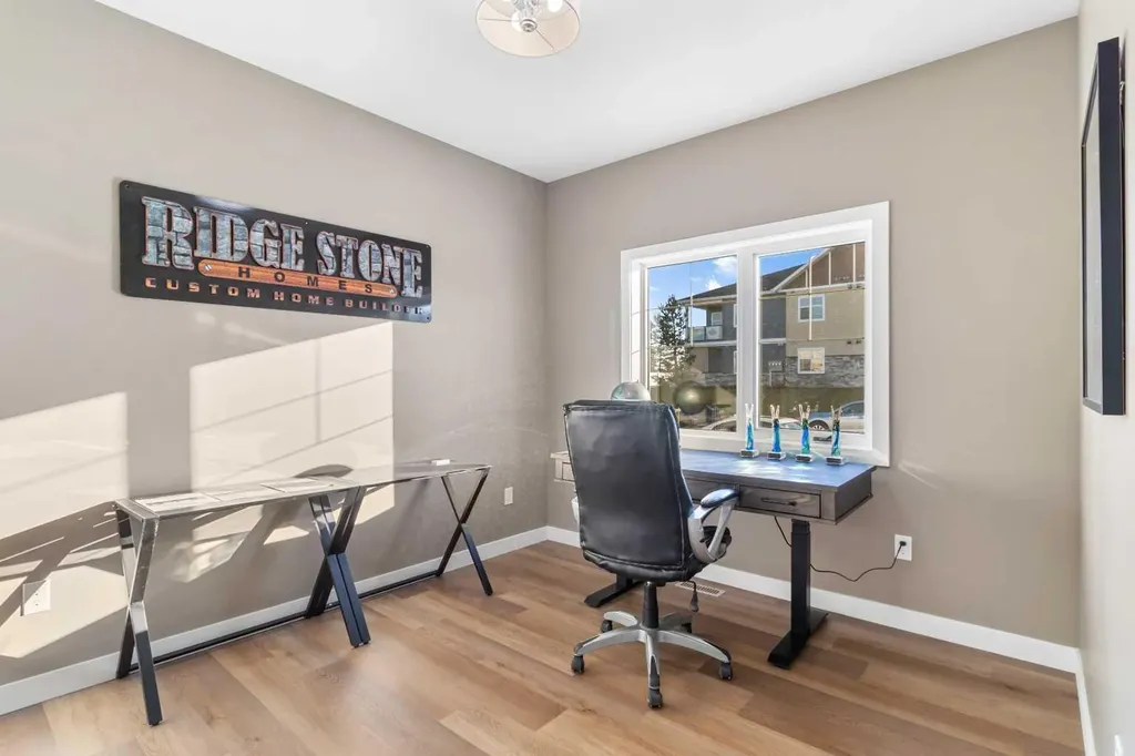 4930 Beardsley Avenue Lacombe AB T4L0G4