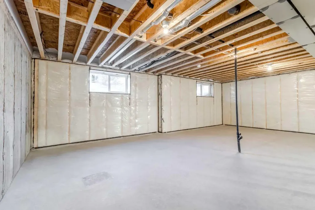 4930 Beardsley Avenue Lacombe AB T4L0G4