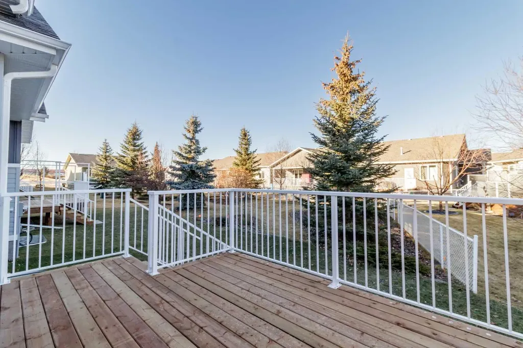 4930 Beardsley Avenue Lacombe AB T4L0G4