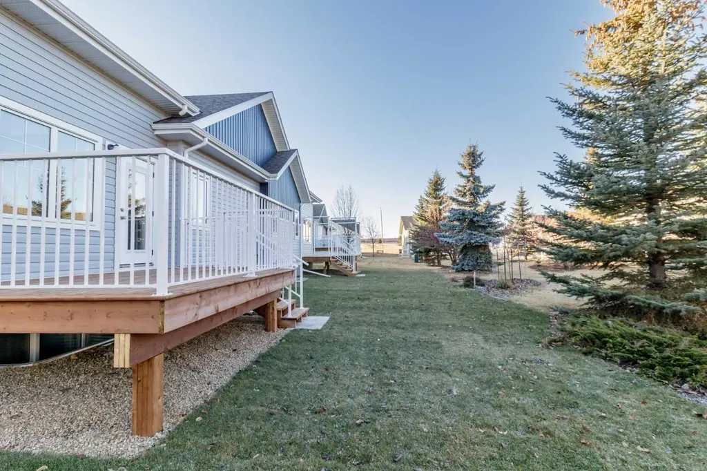 4930 Beardsley Avenue Lacombe AB T4L0G4