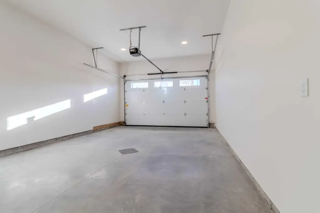 4930 Beardsley Avenue Lacombe AB T4L0G4