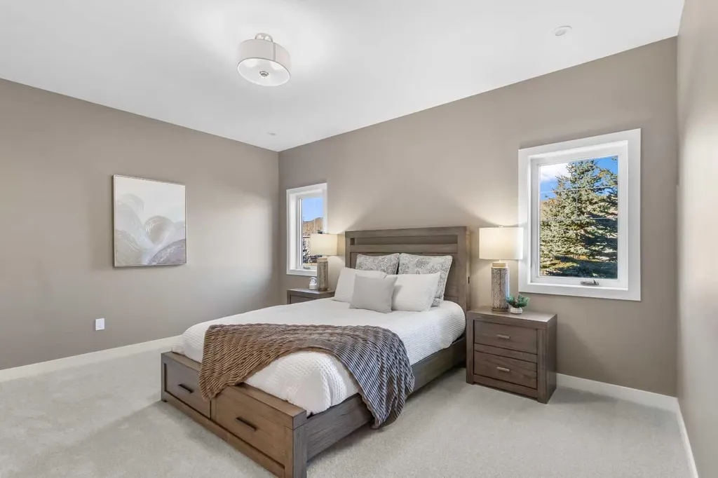 4930 Beardsley Avenue Lacombe AB T4L0G4