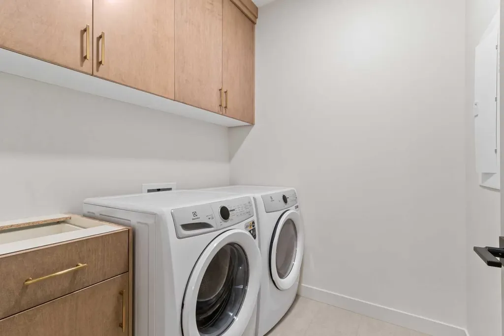 4940 Beardsley Avenue Lacombe AB T4L 0G4