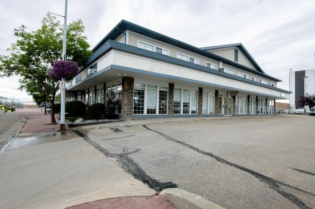 10104 97 Avenue Grande Prairie AB T8V 7X6
